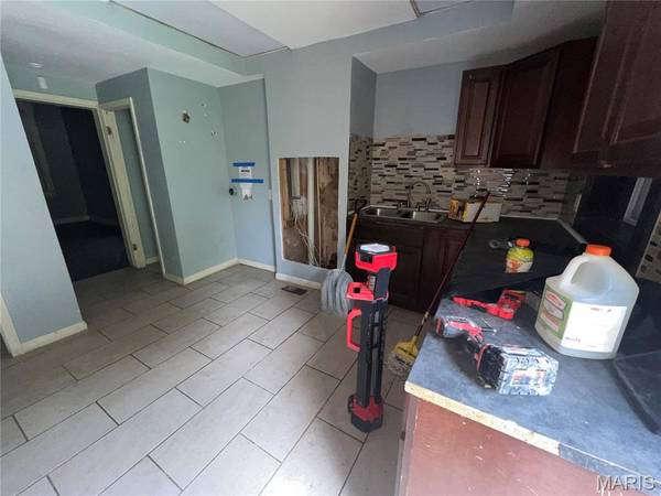 7909 Pennsylvania AVE, St Louis, MO 63111