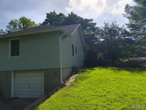 614 7th ST, Scott City, MO 63780