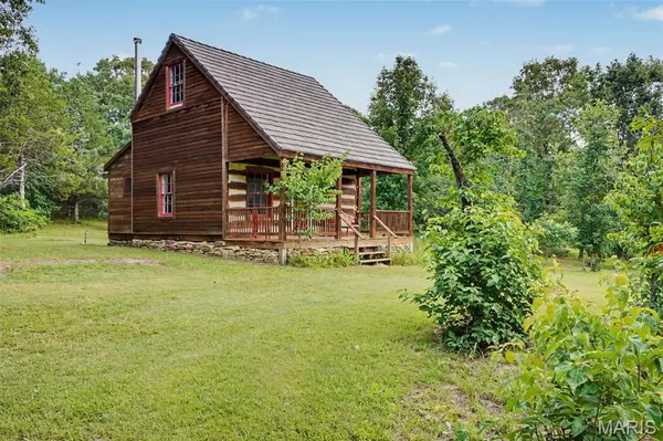 6948 Highway CC, Leslie, MO 63056