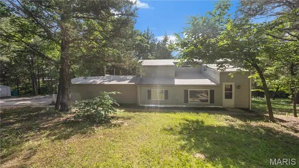 11479 Cedar Grove LN, Rolla, MO 65401