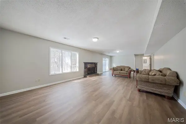 11479 Cedar Grove LN, Rolla, MO 65401