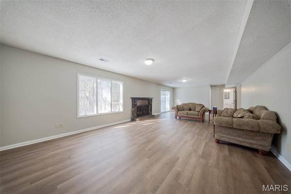 11479 Cedar Grove LN, Rolla, MO 65401