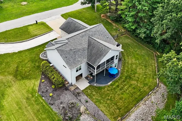 645 Hill Castle RD, Columbia, IL 62236
