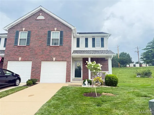 10342 Tiffany Village Circle DR, St Louis, MO 63123