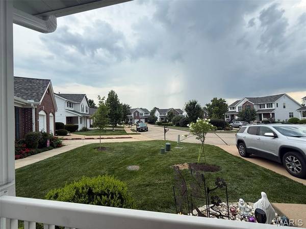 10342 Tiffany Village Circle DR, St Louis, MO 63123