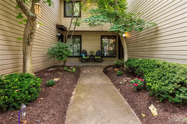 616 Painted Vista DR, Ballwin, MO 63021