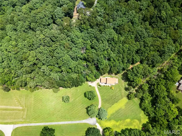 3672 Hawks Rest RD, Wildwood, MO 63069