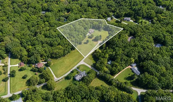 3672 Hawks Rest RD, Wildwood, MO 63069