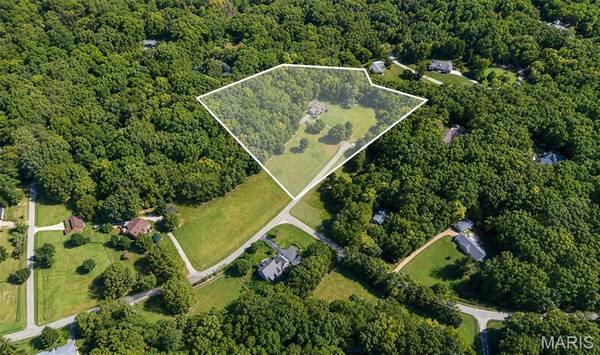 3672 Hawks Rest RD, Wildwood, MO 63069