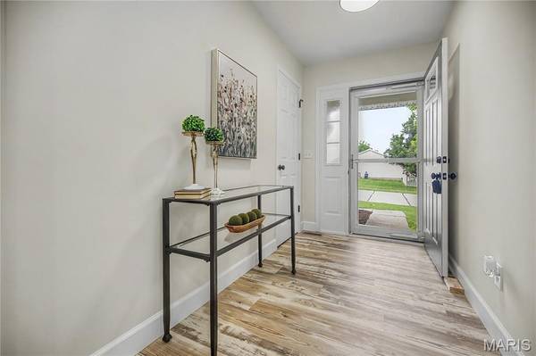 102 Rockaway DR, O'fallon, MO 63368