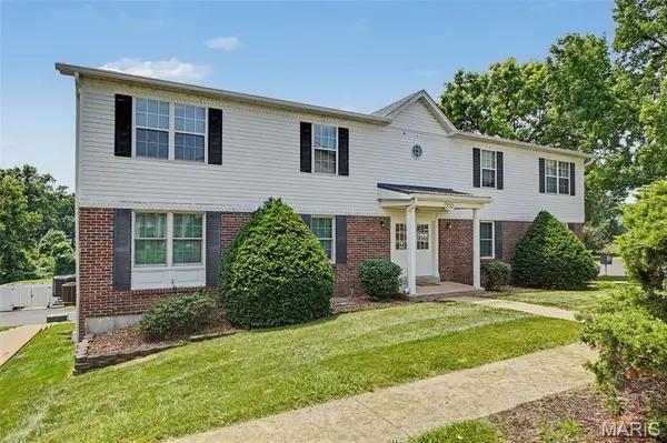 234 Carriage CT, Washington, MO 63090