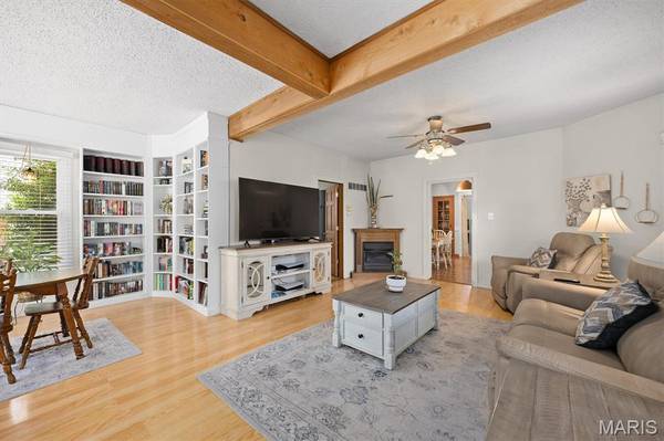 1809 Clawson ST, Alton, IL 62002