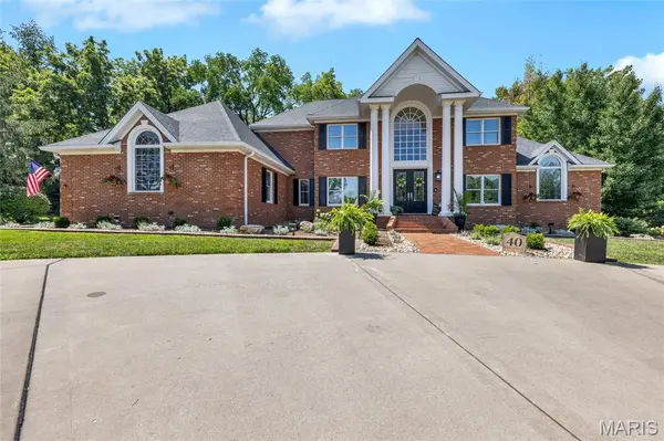 40 Country Club DR, Edwardsville, IL 62025