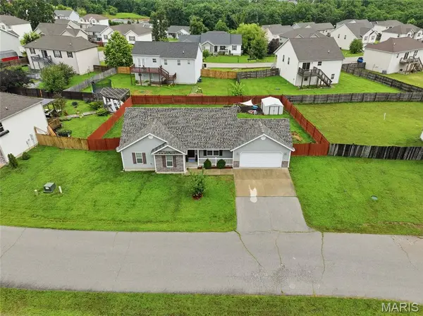 23785 Risen RD, Waynesville, MO 65583
