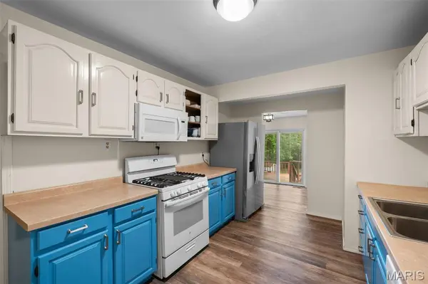 460 Ridge AVE, Webster Groves, MO 63119