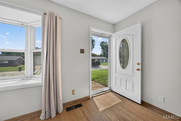 205 Wellesley DR, O'fallon, IL 62269