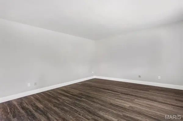 3901 Nugget DR, St Peters, MO 63376