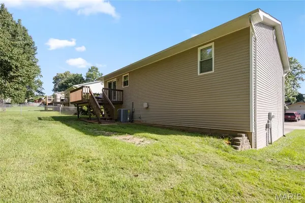 220 Alpine DR, Cape Girardeau, MO 63701