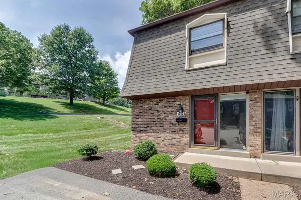 1210 Wicklow RD #A, Ballwin, MO 63021