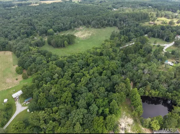 20003 Gore RD, Ste Genevieve, MO 63670