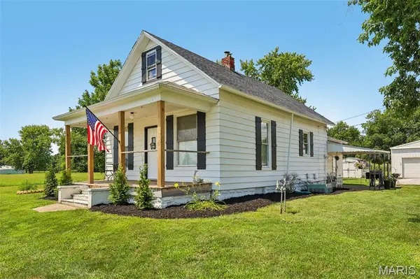401 S A ST, Vernon, IL 62892