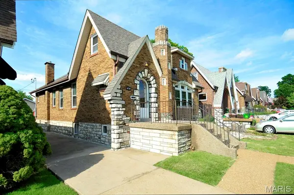 6739 Oleatha AVE, St Louis, MO 63139