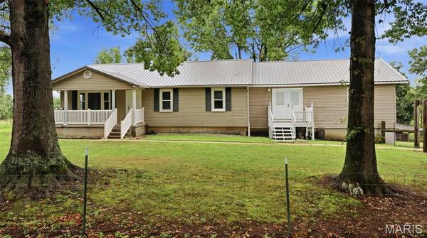 18855 County Road 7300, Newburg, MO 65550