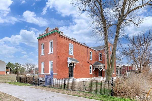 2116 E John AVE, St Louis, MO 63107