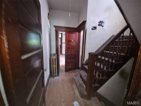 5142 Vernon AVE, St Louis, MO 63113