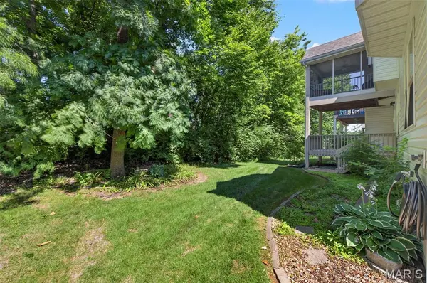 1627 Polar DR, Wentzville, MO 63385