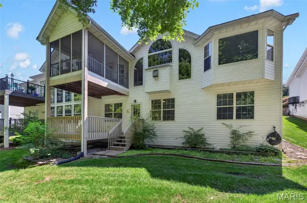 1627 Polar DR, Wentzville, MO 63385
