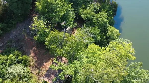 11260 Potosi Lake RD, Mineral Point, MO 63660