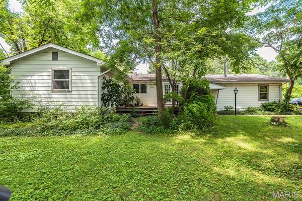 13204 Tablerock DR, St Louis, MO 63122