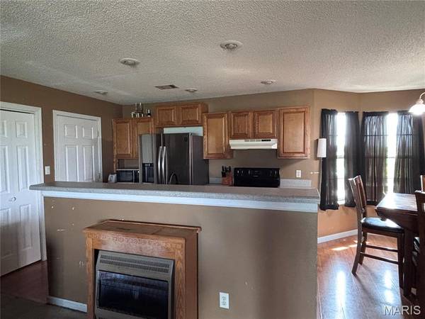 39325 State Highway 53, Campbell, MO 63933
