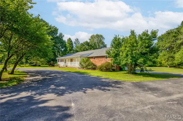 40 Alesia Dr, East Prairie, MO 63845