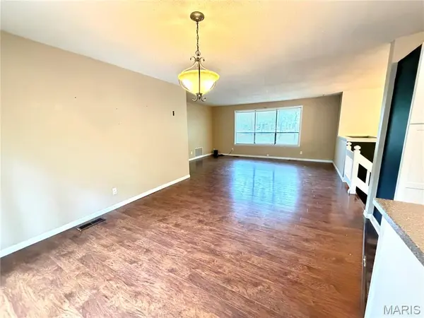 99 County Road 4200, Salem, MO 65560