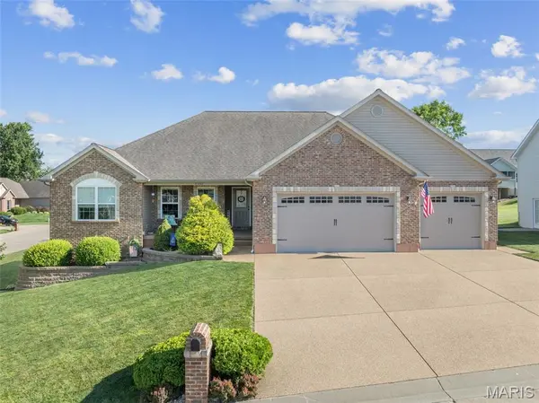 2362 Fire Crest CT, Washington, MO 63090