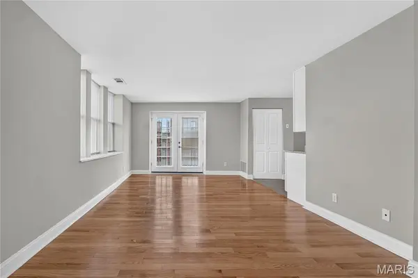 5630 Pershing AVE #50, St Louis, MO 63112