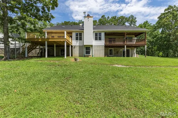 13 Southwoods DR, Festus, MO 63028
