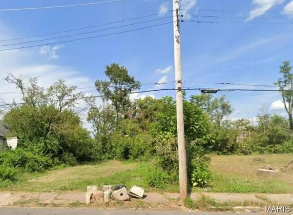 3937 Lee AVE, St Louis, MO 63107