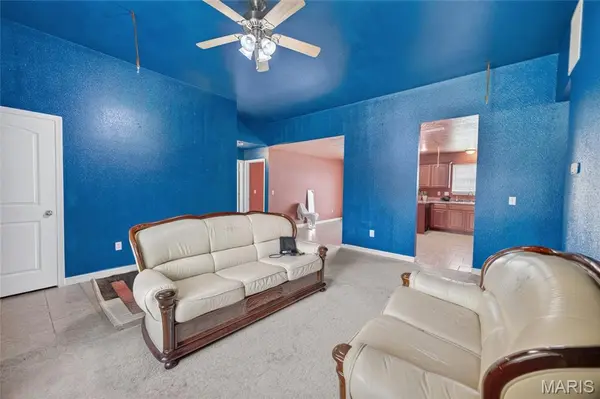 142 Kale CT, St Robert, MO 65584