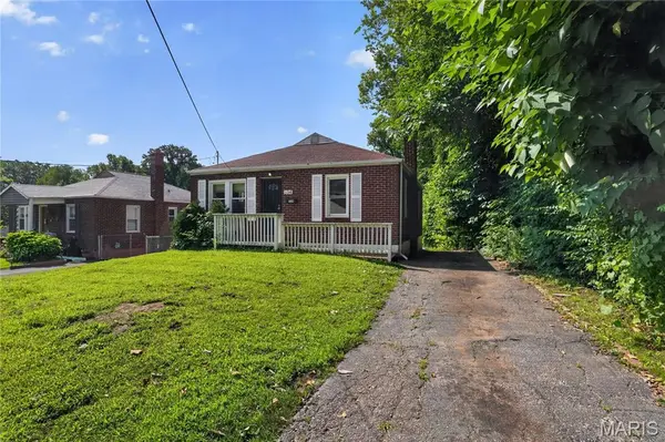 334 Northridge DR, St Louis, MO 63137