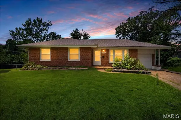 1223 Kimball CT, St Louis, MO 63137