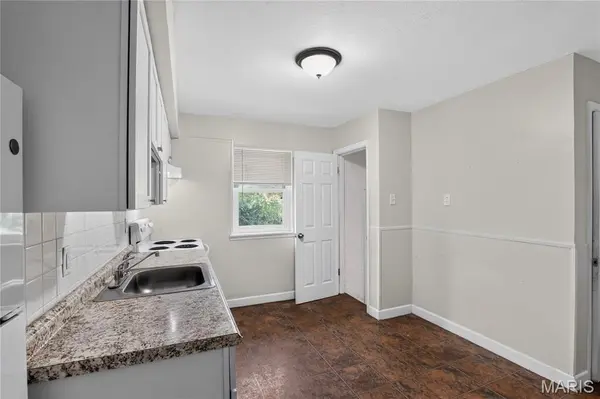 1223 Kimball CT, St Louis, MO 63137