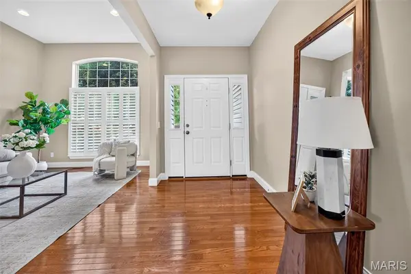 1304 Forest WAY, Wentzville, MO 63385