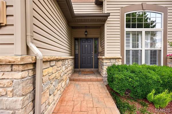1304 Forest WAY, Wentzville, MO 63385