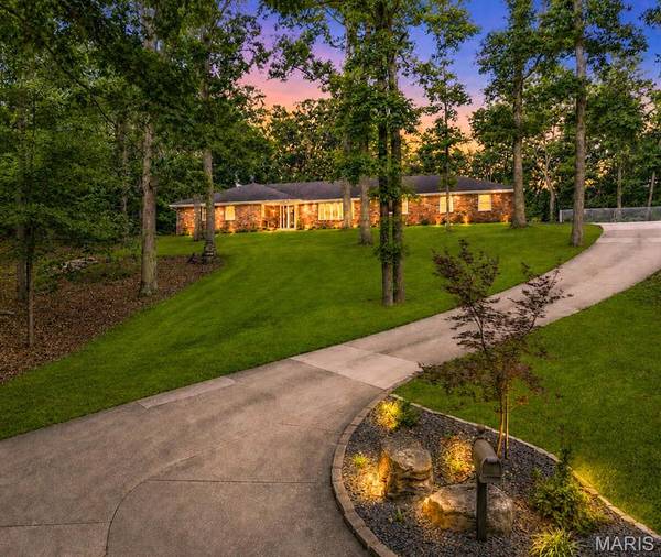 3214 Lakewood DR, Cape Girardeau, MO 63701