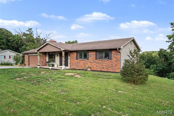 11 Windswept DR, Arnold, MO 63010