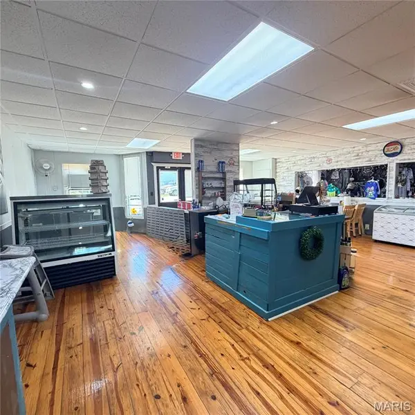 103 E State Road H, Stoutland, MO 65567