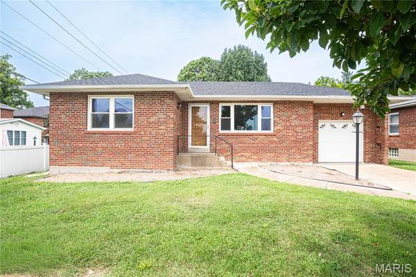 5479 Clifton AVE, St Louis, MO 63109